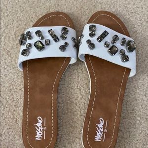NWOT Studded slides